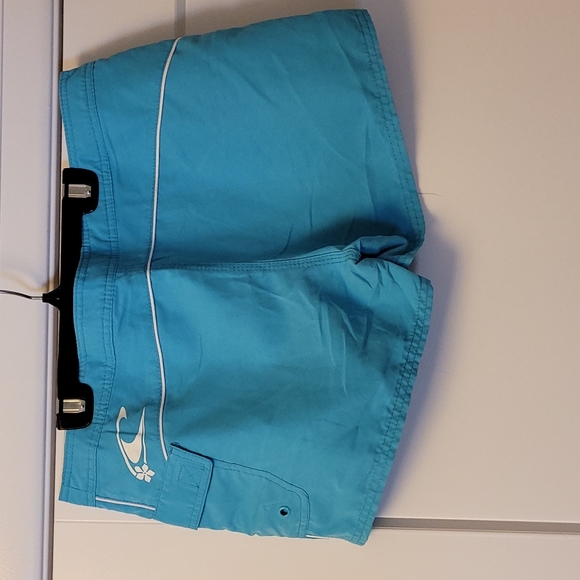 Shorts - Picture 2 of 2